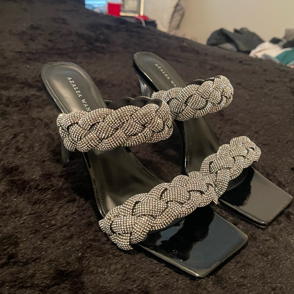 Azalea Wang Bling Heels NWT